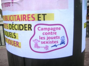 besancon décembre 2011 campagne contre jouets sexistes) (1)