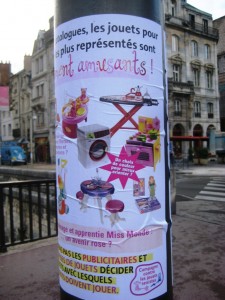 besancon décembre 2011 campagne contre jouets sexistes) (3)