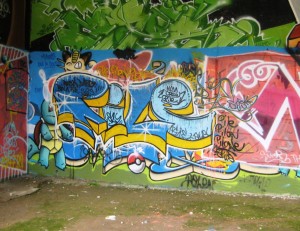 21.06.12 besancon graffiti Pile