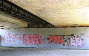 besancon juill 2012 graffiti cash 1 MFK (1)