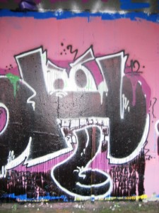 Happy Birthday Mesh - graffiti - Besancon oct 2012 Amer (1)