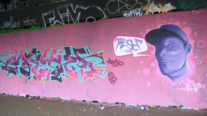 Happy Birthday Mesh - graffiti - Besancon oct 2012 Base