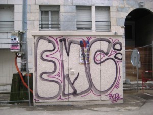 EMC graffiti besancon 11.11.12