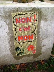 besancon 24.12.12 NON c'est NON - affiche