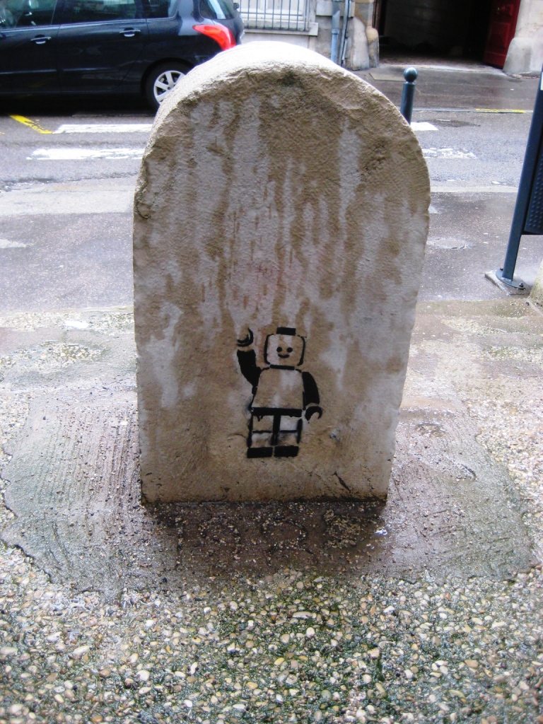 besancon_10.03.13_stencil_robot (5)