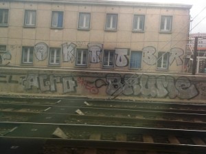 Marseille_gare_Oktobr_Acro_Brume_graffiti