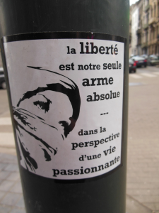 liberte_arme_absolue_sticker_bruxelles_2013