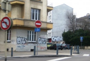 mars 2013 - besancon Oner - Chek - graffiti