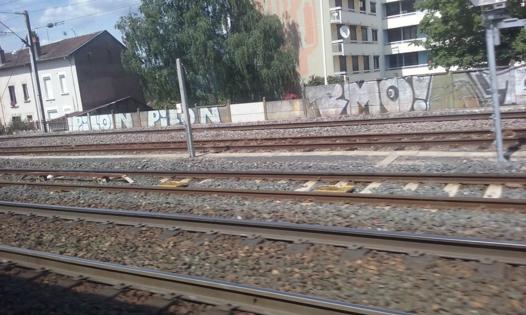 Pilon, Pilon, PMO - graffiti - nancy 2015