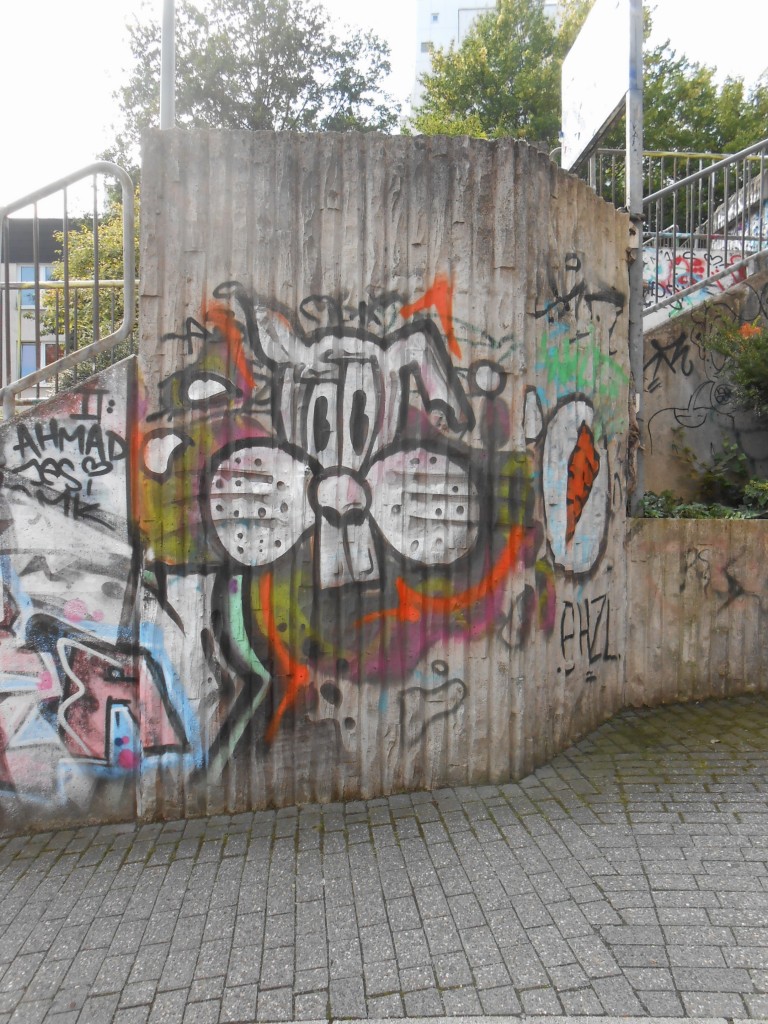 haus der jugend wupperal elberfeld - graffiti sept 2015 (2)