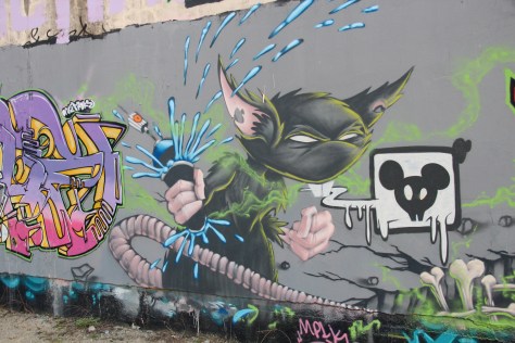graffiti Dijon - la nuit tous les rats sont gris izi (4)