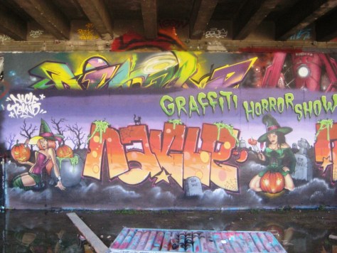 besancon-nov2013 graffiti horror show IV, Nacle, Tekno (2)